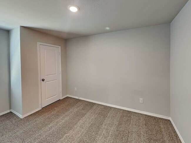 Building Photo - 4706 Republic View