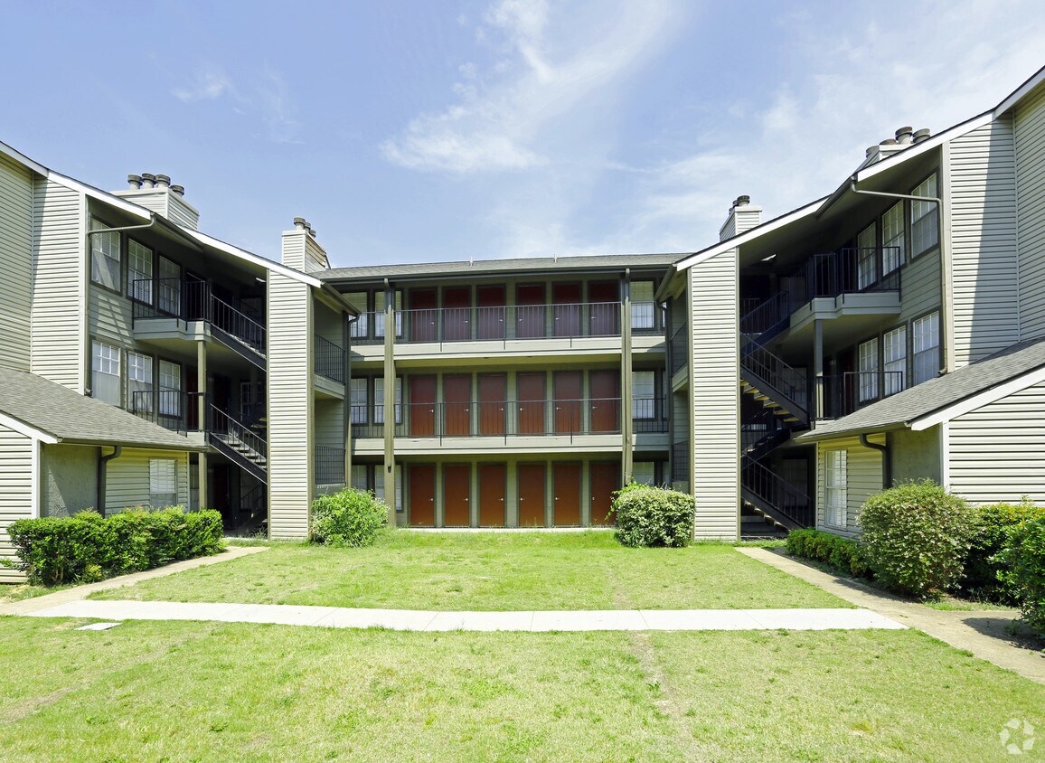 Jamesbridge Apartments Memphis