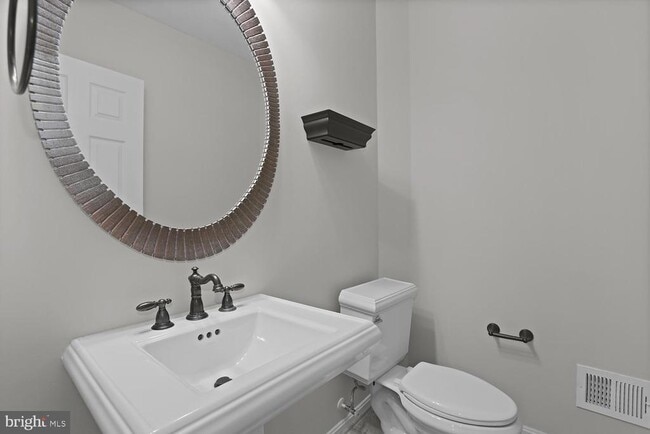 Building Photo - 22227 Waterberry Terrace