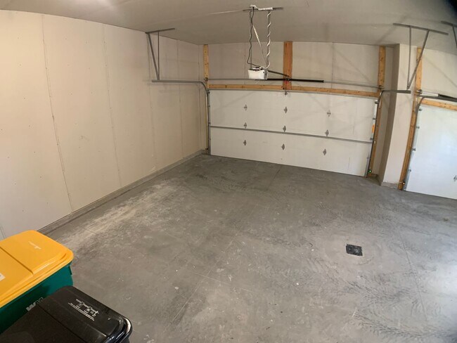 Building Photo - 1360 Goldenwood Dr