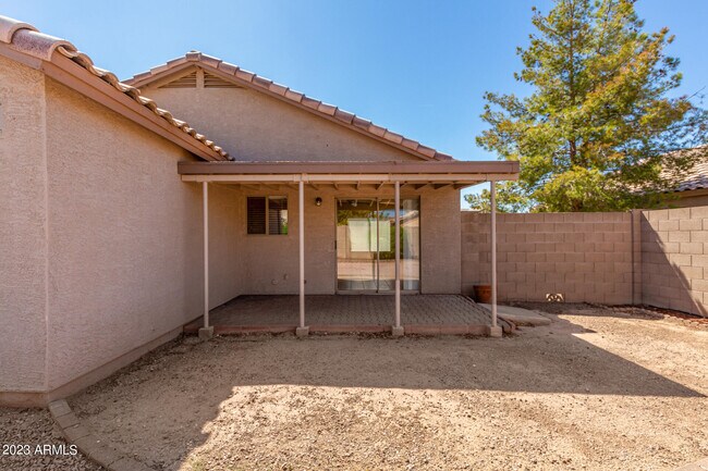 Building Photo - 8548 W Hatcher Rd