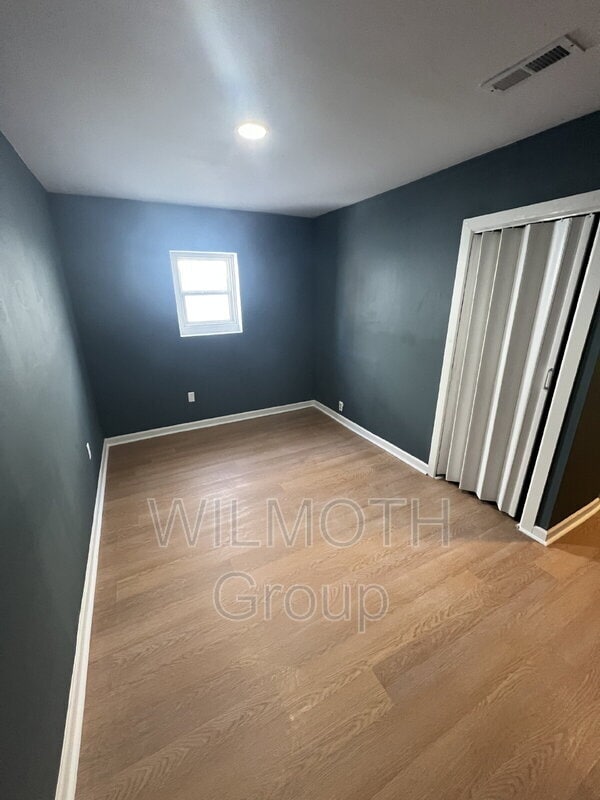 Building Photo - 2532 N Temple Ave