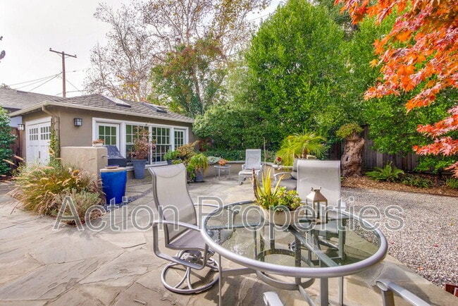 Building Photo - 714 Greer Rd