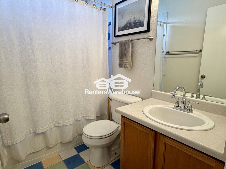 Building Photo - 11260 Jersey Way