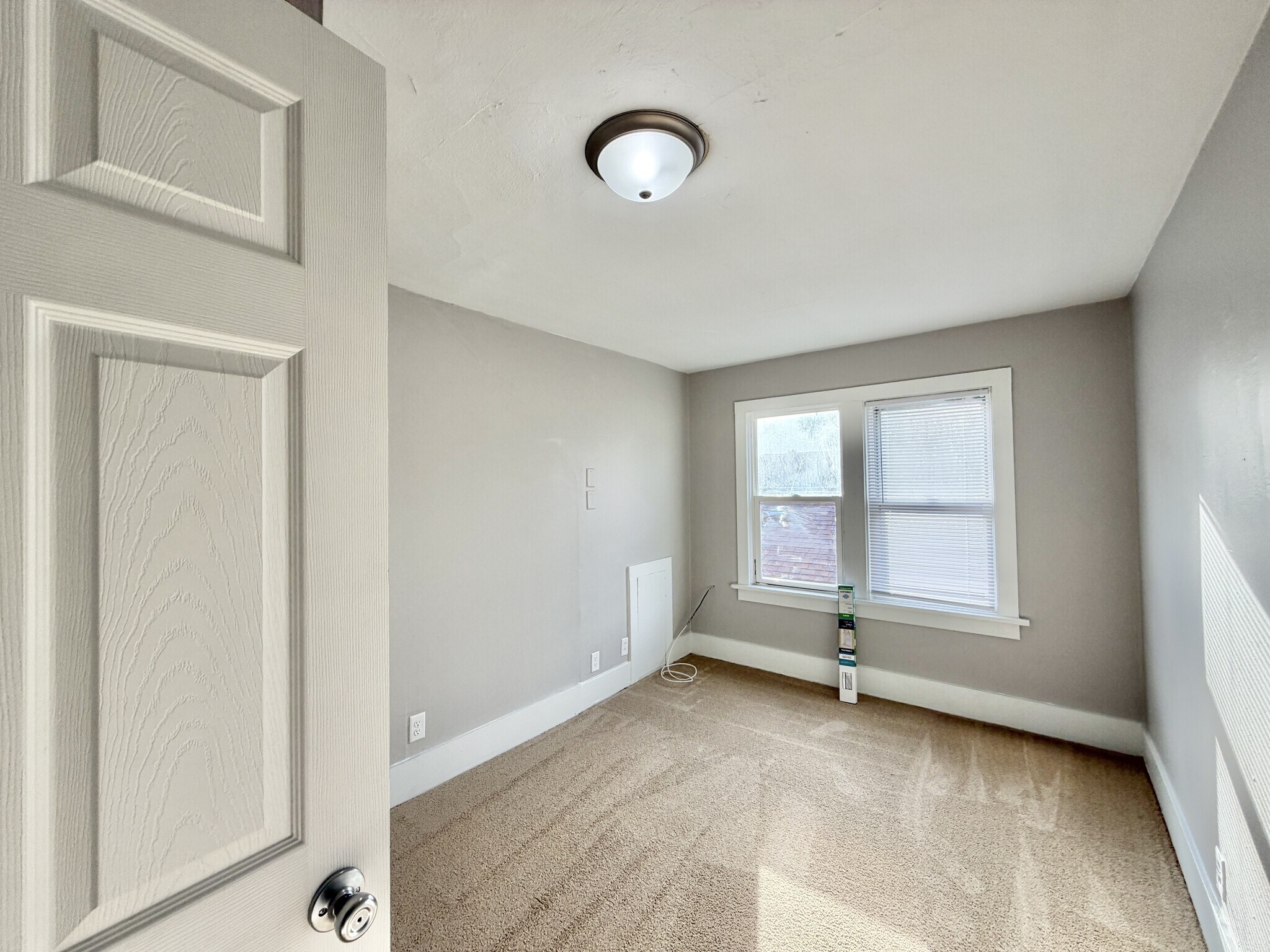 Building Photo - 1306 Copeland Ave