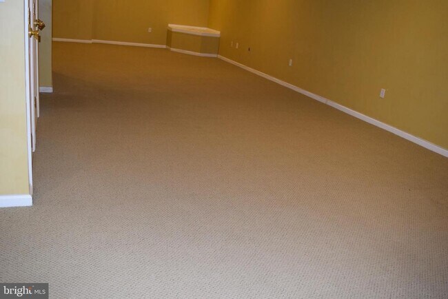 Building Photo - 713 Whitetail Cir