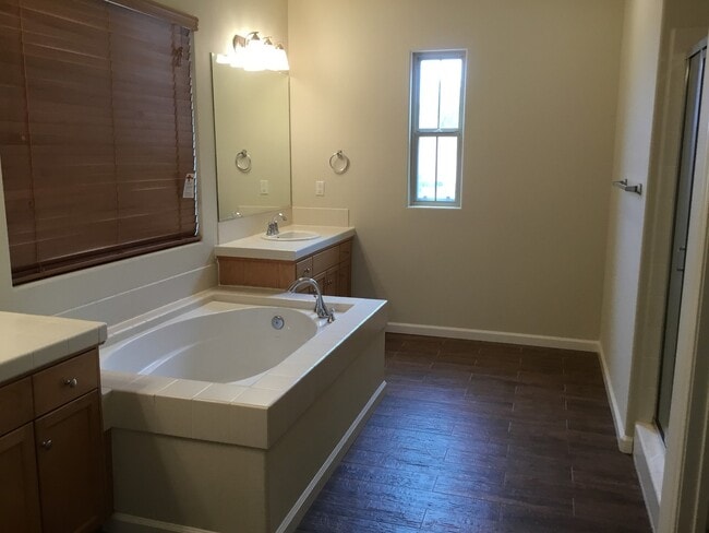 Building Photo - 7426 E Redlands Ave.