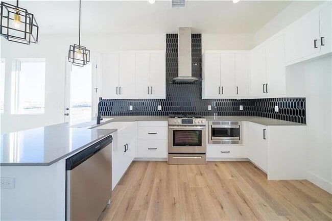 Building Photo - 2508 NW 129th St