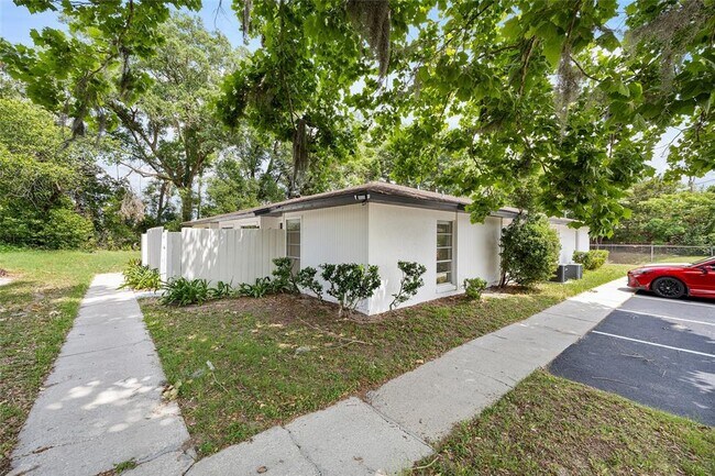Building Photo - 3025 SE 55th Ave