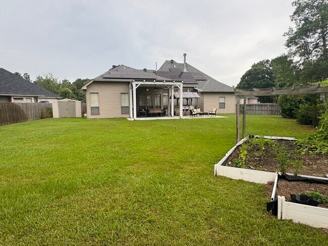 Building Photo - 2678 Bluff Ct