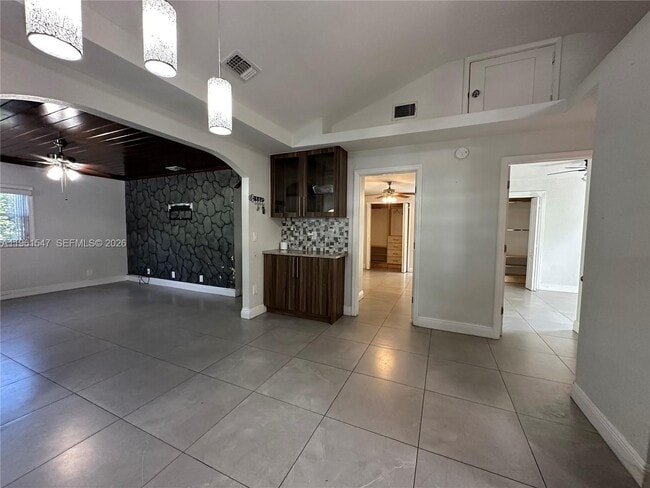 Building Photo - 1020 Filer Rd