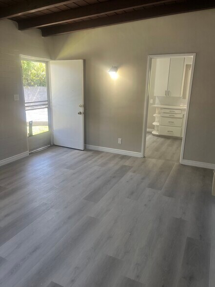 Building Photo - 5519 Pal Mal Ave
