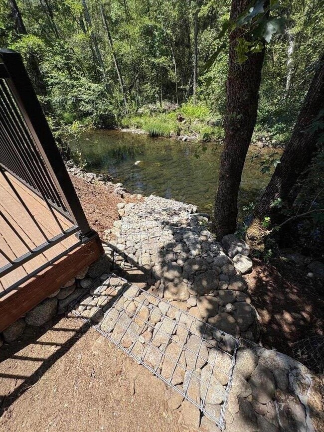 Building Photo - 37082 Nason Rd