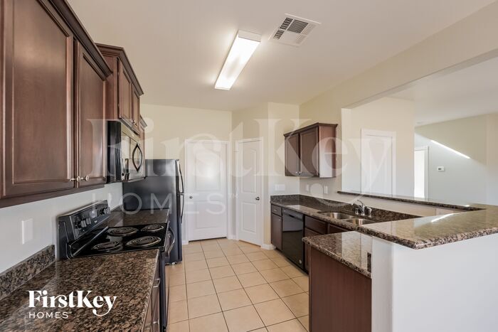 Building Photo - 1603 Yellow Stone Dr