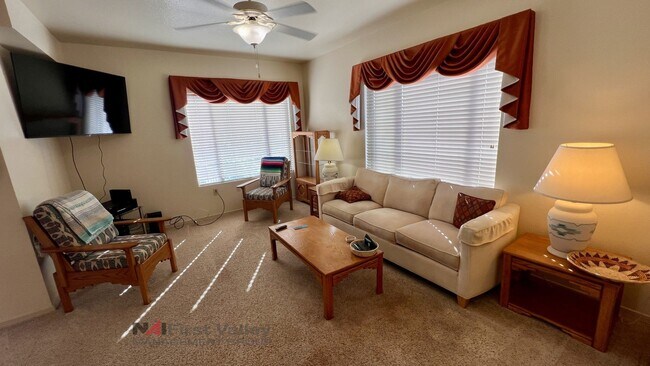 Building Photo - 1 Bed/1 Bath Upstairs Executive **Move In ...