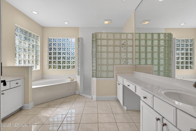 Building Photo - 577 Hunters Grove Ct