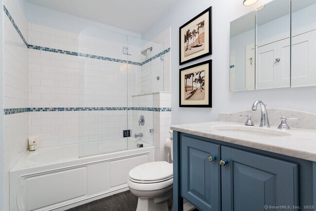 Building Photo - 9 Center Rd