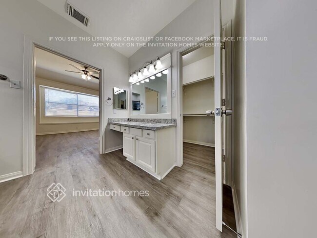 Building Photo - 907 Portsmouth Dr