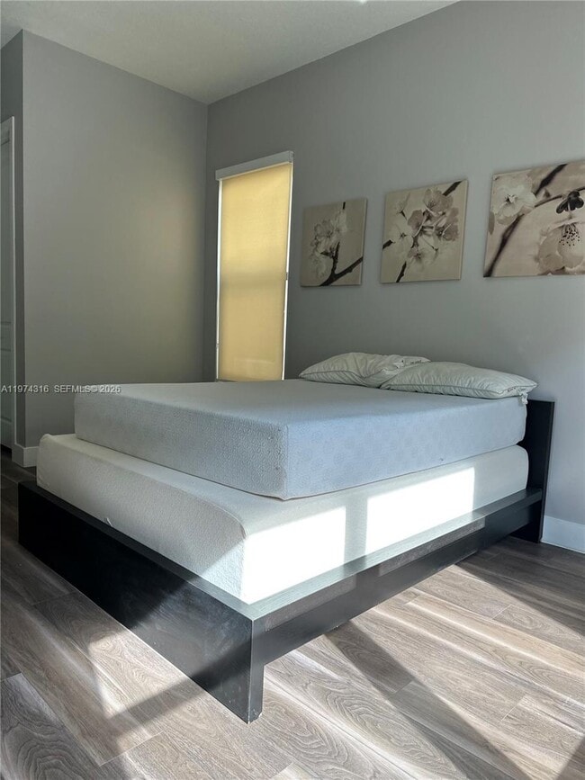 Building Photo - 3278 W 97th Terrace