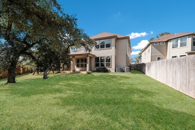 Building Photo - APPLICATION RECEIVED        4 Bedroom 2.5 Bath Ready for Move-in