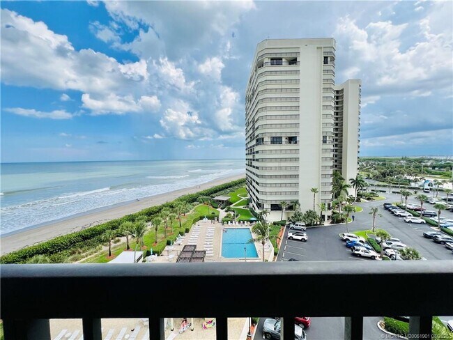 Building Photo - 9500 S Ocean Dr