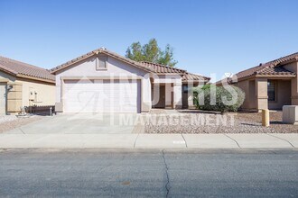 Building Photo - Great Home in a Great Location