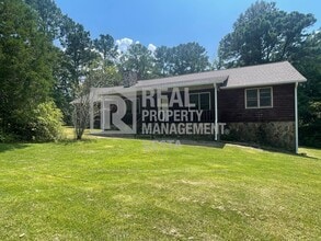 Building Photo - 8650 Hopewell Rd