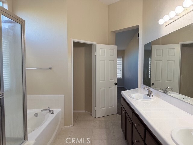 Building Photo - 5553 Pheasant Dr