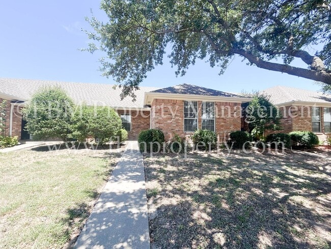 Primary Photo - 616 Biloxi Dr