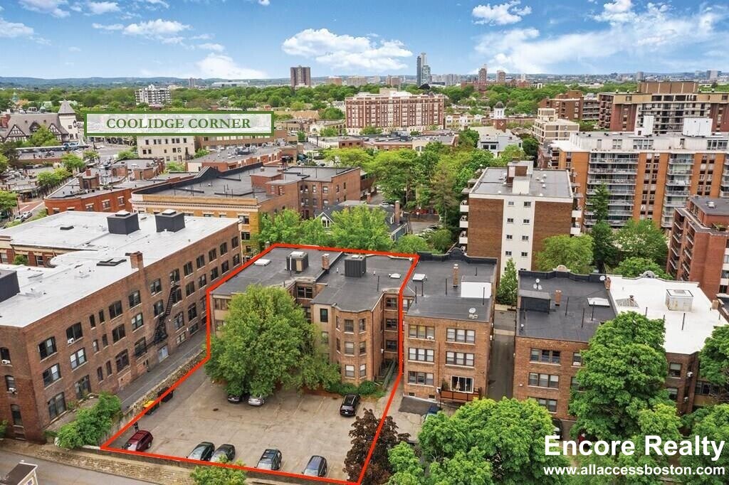 Building Photo - 15 Stearns Rd