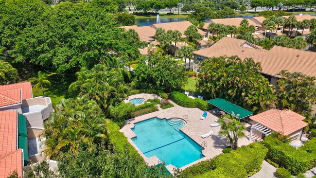 Building Photo - 6576 Villa Sonrisa Dr