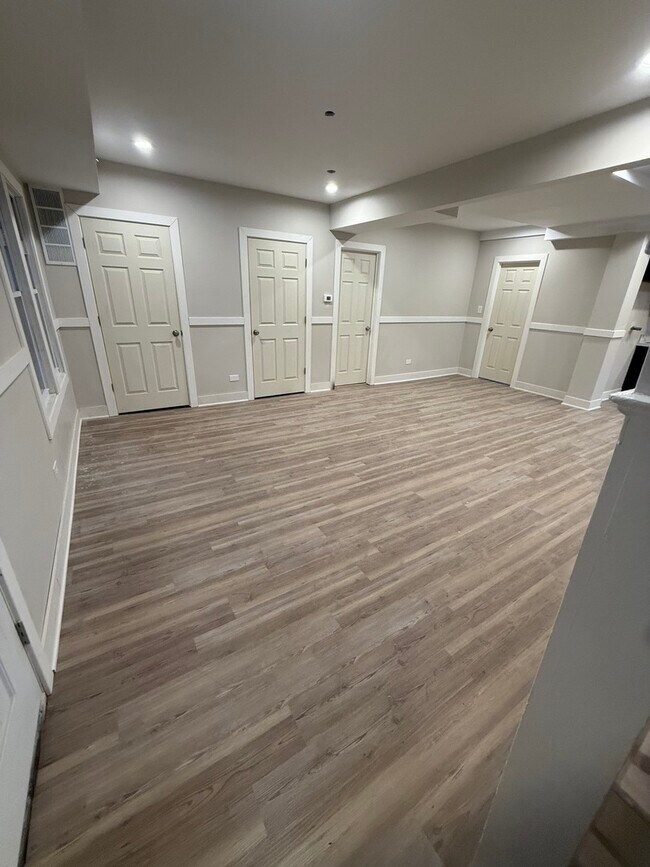 Building Photo - 16913 Jodave Ave