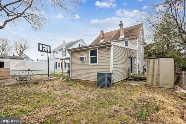 Building Photo - 7820 Craig St