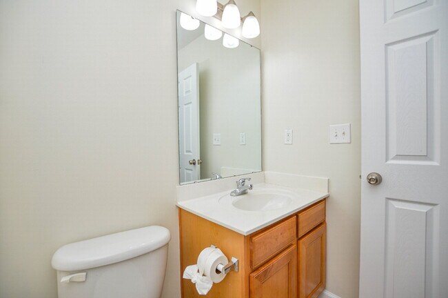 Building Photo - Legacy Park 3BR Home on 1 Acre with Loft, 3 Baths, and Summer-Ready Amenities  3 Bedrooms | 3 Bat...