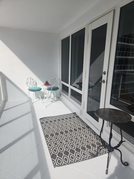 Balcony - 4100 Galt Ocean Dr