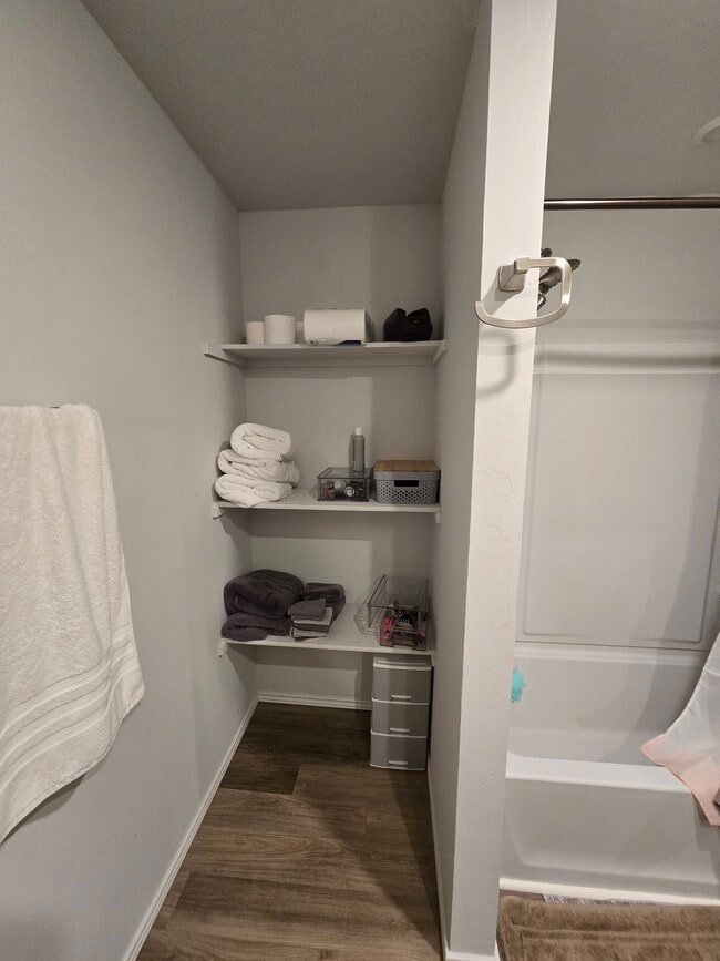 Building Photo - 1401 Madison Ave