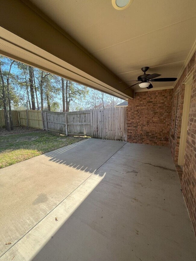 Building Photo - Stonebridge Villas #4037