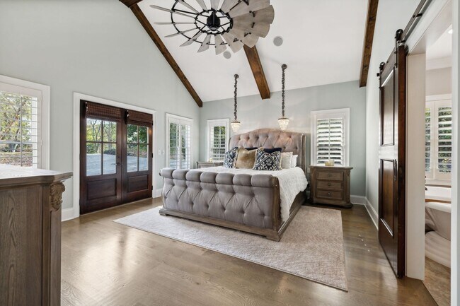 Building Photo - FULLY FURNISHED ISLAND HOME ON OLD HICKORY...