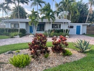 Primary Photo - 928 NE 18th Ct