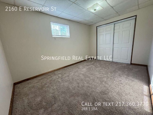 Building Photo - 2160 E Reservoir St