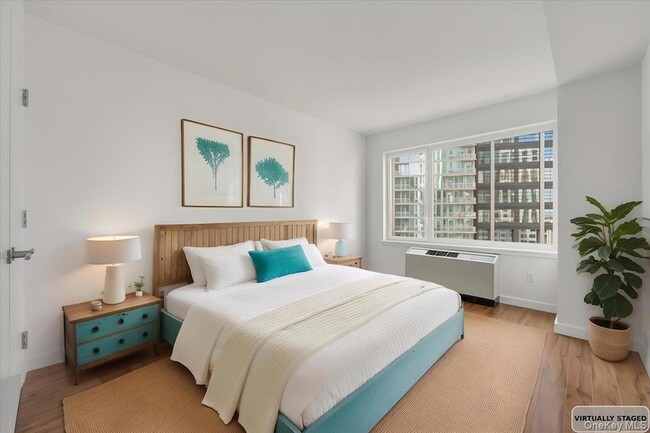 Building Photo - 7 DeKalb Ave