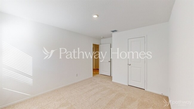 Building Photo - 8801 Red Fox Trl
