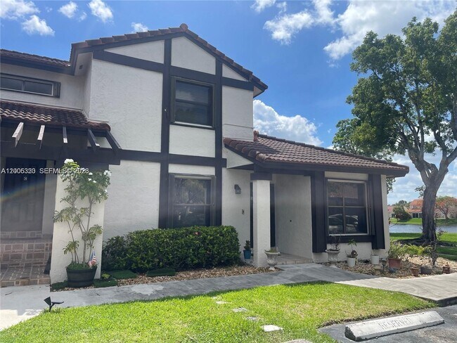 Building Photo - 15292 SW 46th Ln