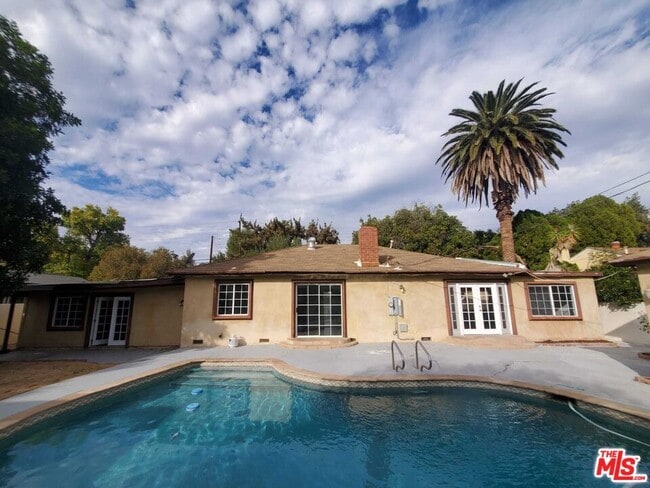 Building Photo - 19150 Topham St