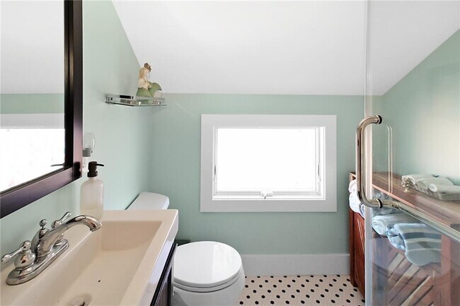 Building Photo - 1 Conrad Ct