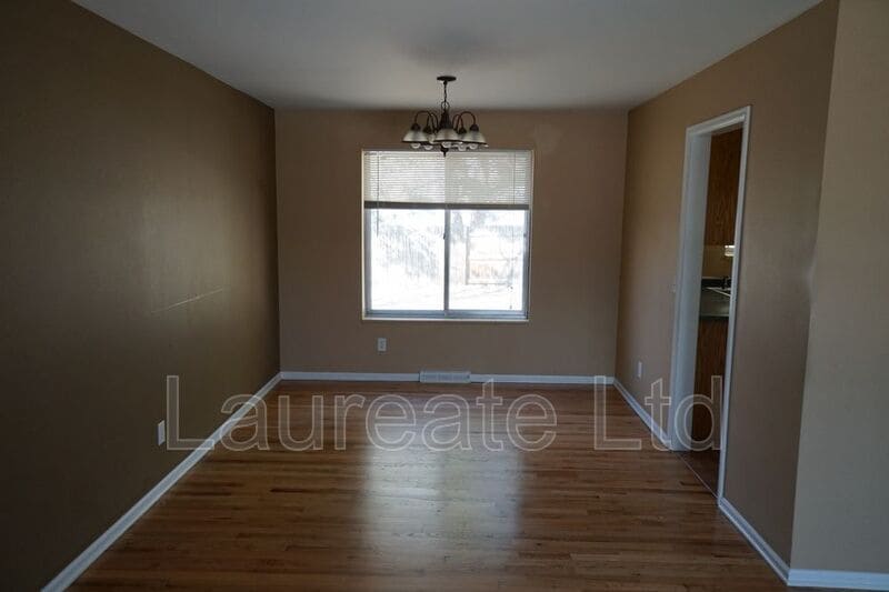 Building Photo - 1853 S Oakland St