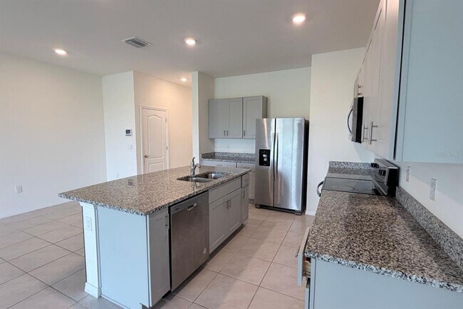 Building Photo - 1470 Isleta Lp