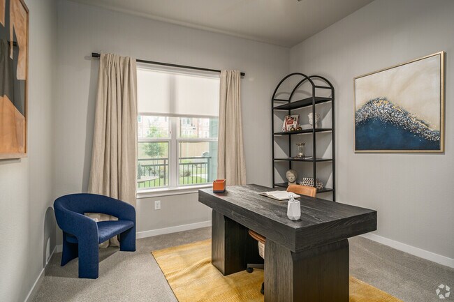 Building Photo - Stylish Spaces in the Center of It All