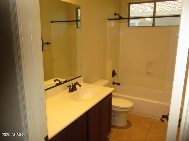 Building Photo - 3449 S Falcon Dr