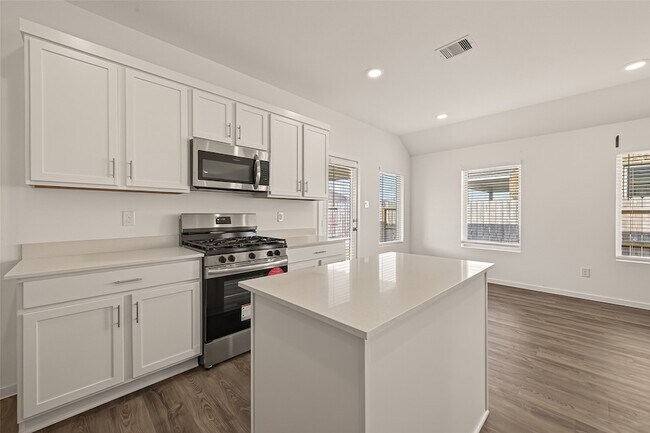 Building Photo - 7910 Eagle Crk Ln